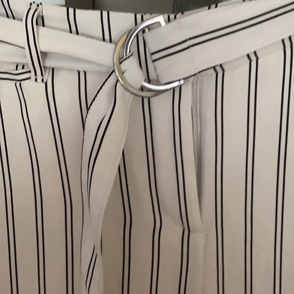 Wide leg striped pant - Picture 2 of 3